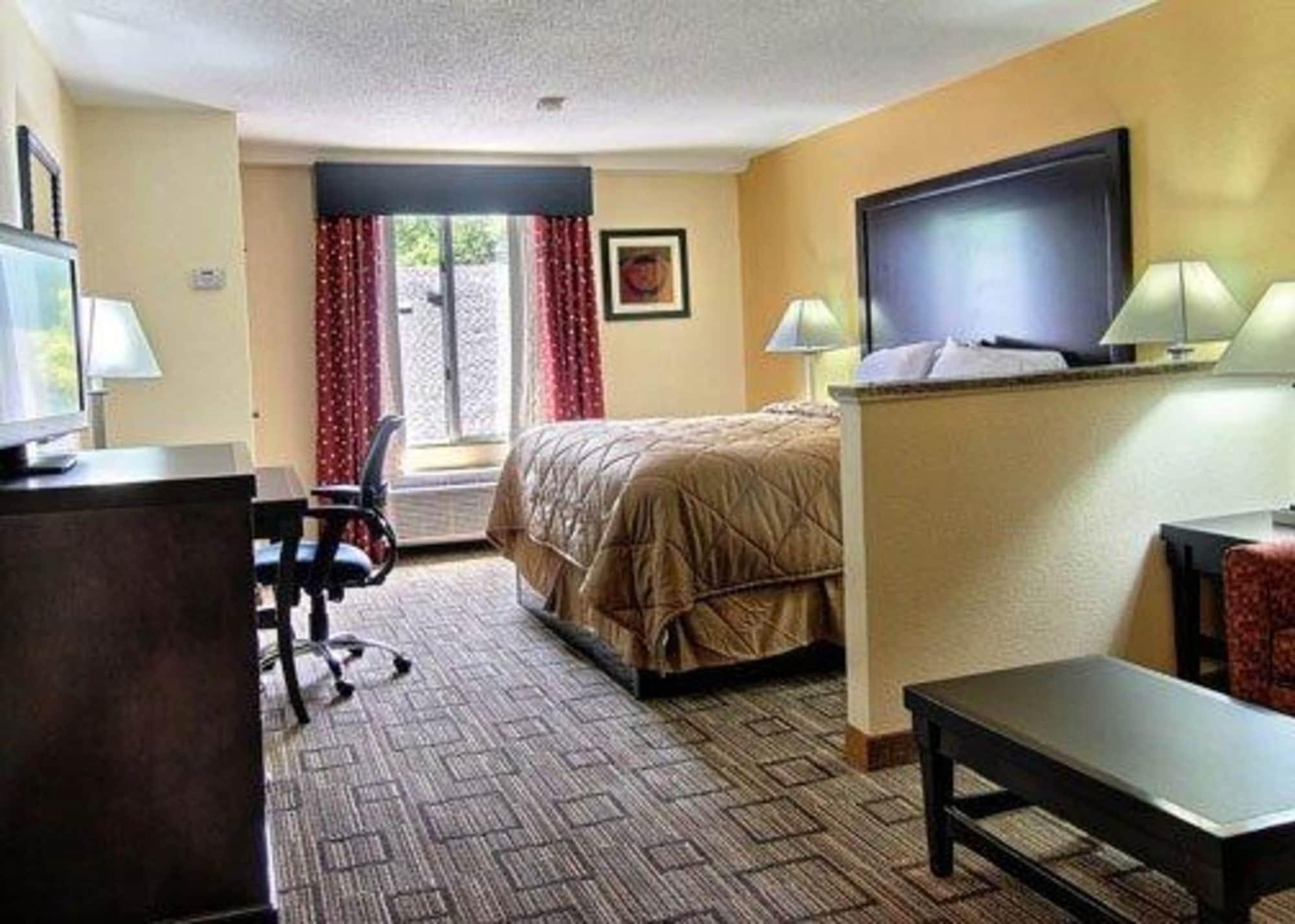 Quality Inn & Suites Greenville Near Downtown Zewnętrze zdjęcie